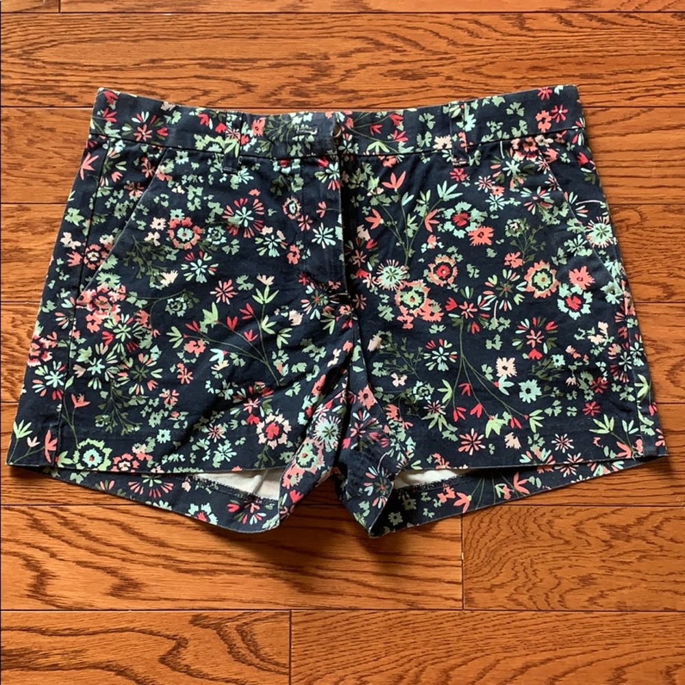 Gap floral printed shorts